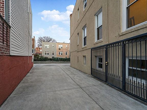 3rd image of 1345 E 38th St #1