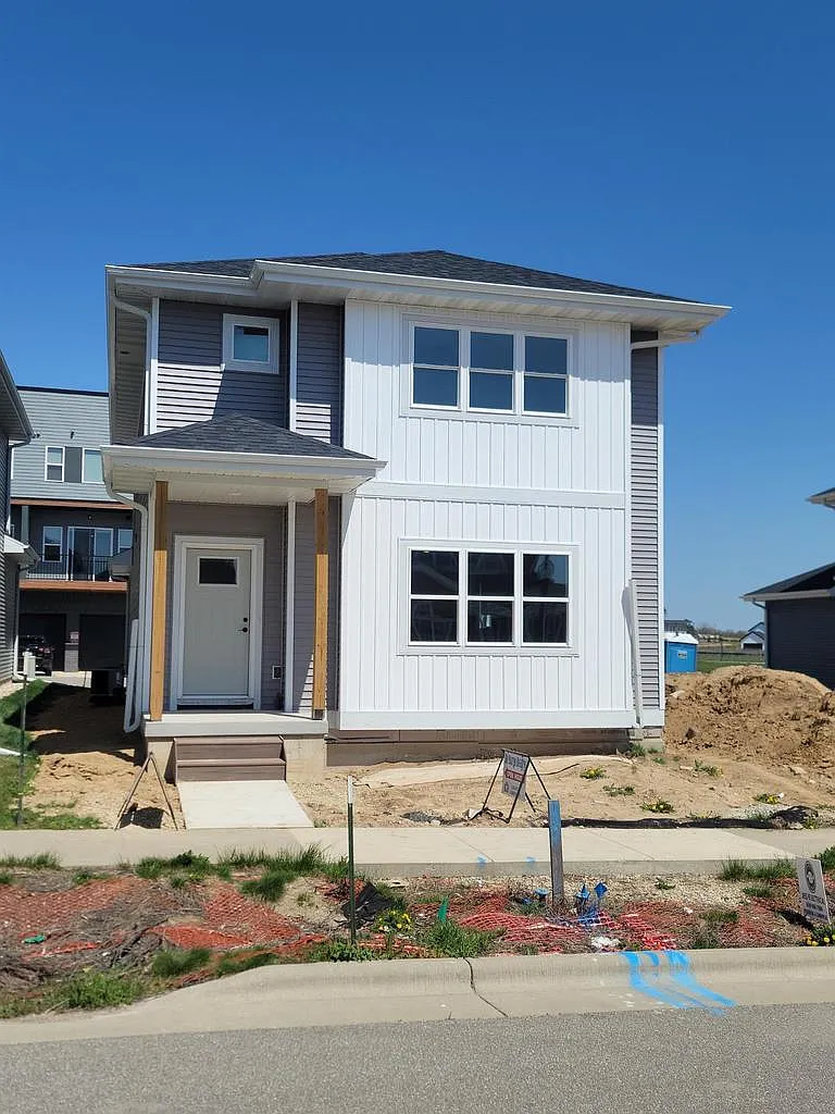 3 bed, 2.5 bath, 1849 sqft, $3,500 — Photo 1