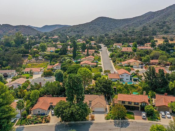 2nd image of 296 Marjori Ave