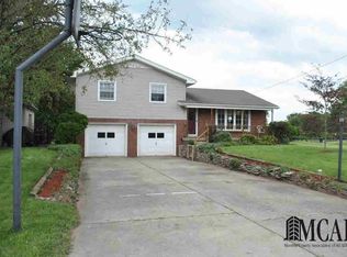 6239 Grandview Dr, Erie, MI 48133