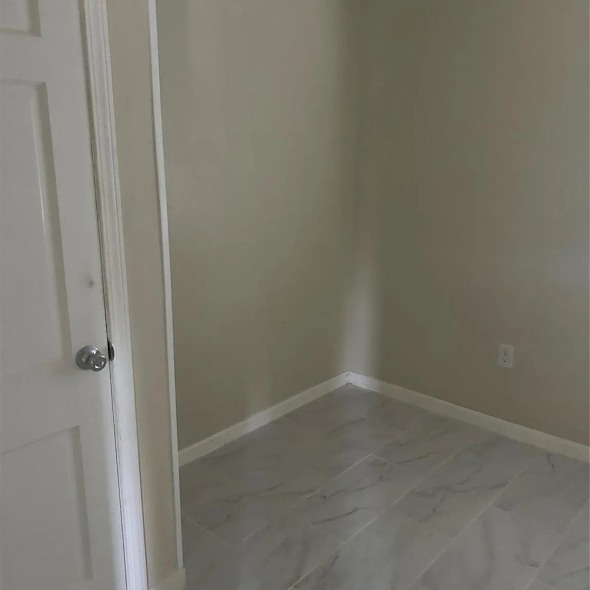 3 bed, 2.0 bath, 1332 sqft, $1,350 — Photo 4
