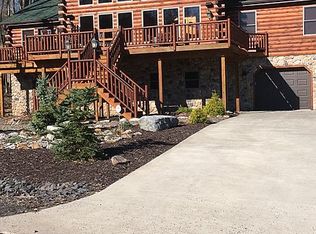 17 Delaware Dr., Hazleton, PA 18202