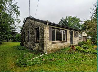 N104W15909 Donges Bay Rd, Germantown, WI 53022