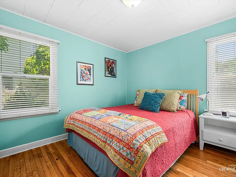 1010 W Roosevelt Rd — Photo 6