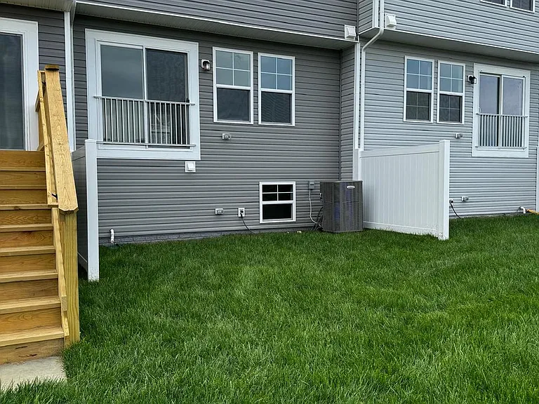 18 Clifton Mnr — Photo 39