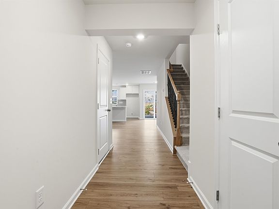 2nd image of 115 Tango Dr