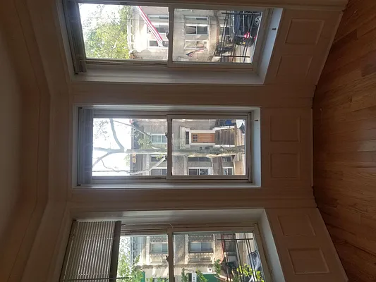 Rented by Max & Associates Realty Corp | media 22