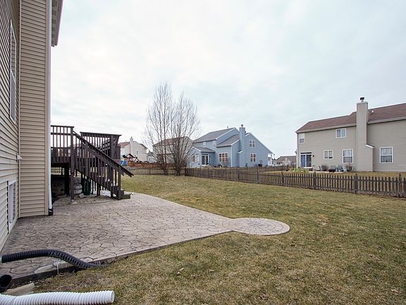 4th image of 2441 Chopin Ln