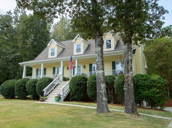 612 Park Forest Ln, Alabaster, AL 35007