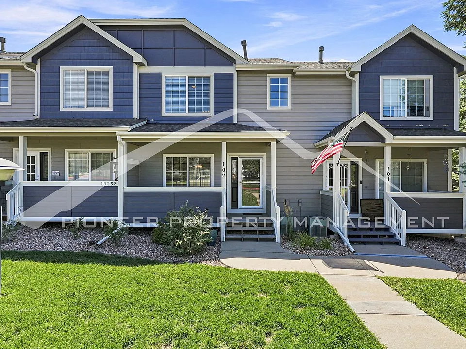 19253 E Idaho Dr #102