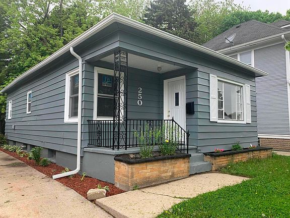 B2795C00-0D80-40A9-B561-26027BBC90AE