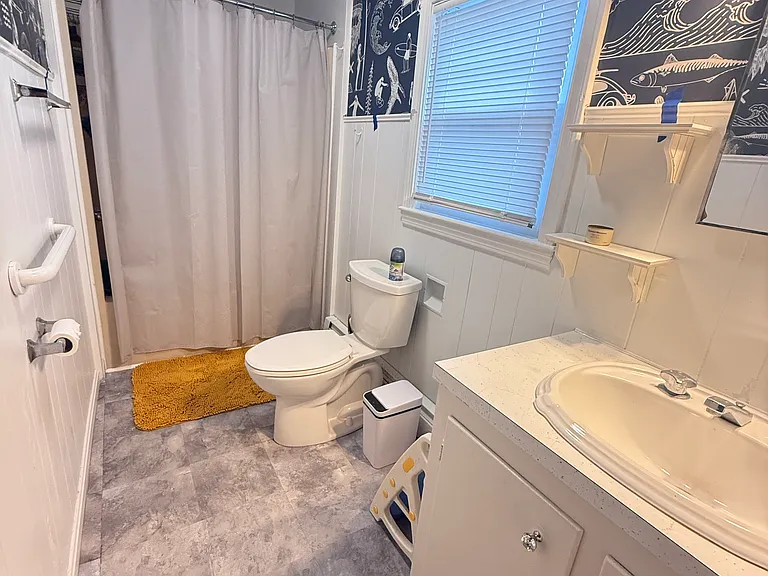 18 Bedlow Ave — Photo 13