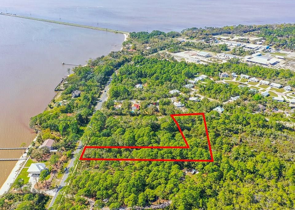 1st image of 108 S Bay Shore Dr