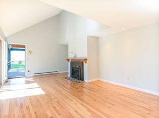 295 York St, York, ME 03909