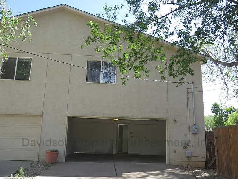 2125 W Platte Ave — Photo 10