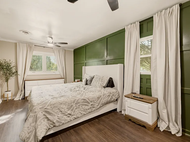 846 N El Paso Dr — Photo 8