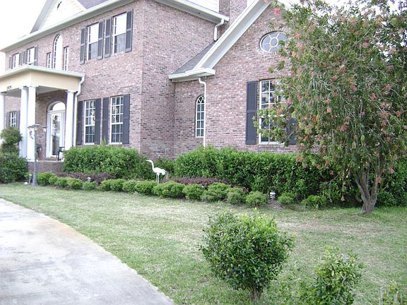 5th image of 1975 H L Ainsley Dr
