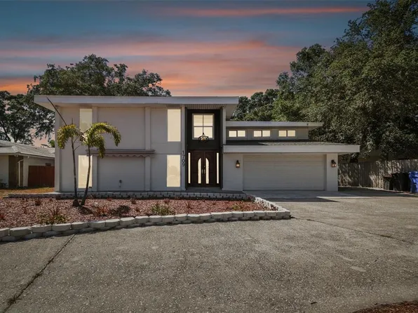 1709 Anastasia Way S, Saint Petersburg, FL 33712