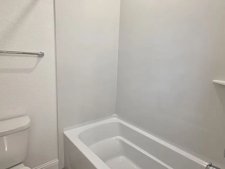 1505 Harvard Way — Photo 13