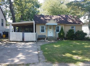 126 Spruce Ave, Maple Shade, NJ 08052