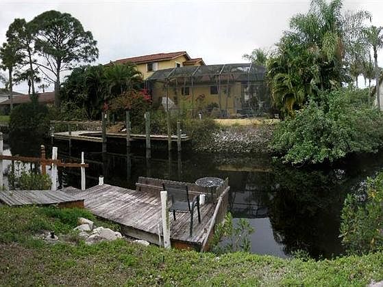 1st image of 27100 Esther Dr