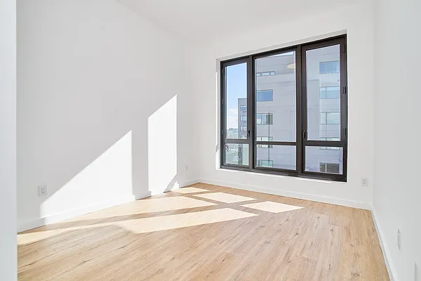 Rented by REAL New York | media 9