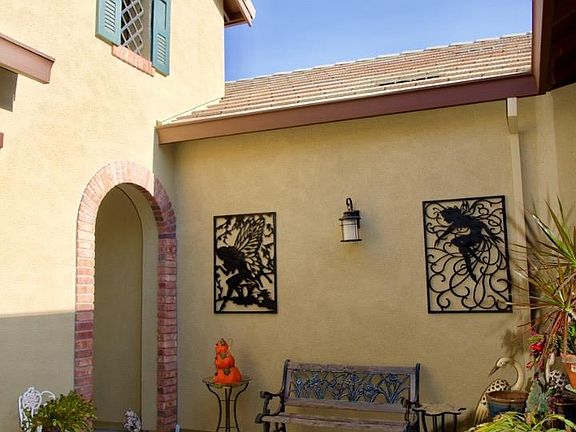 4th image of 17329 Corsica Way