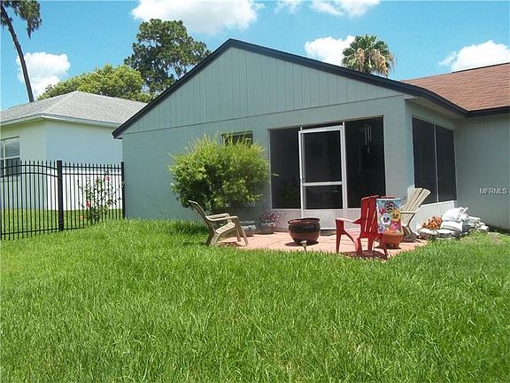 3rd image of 536 Worchester Ct