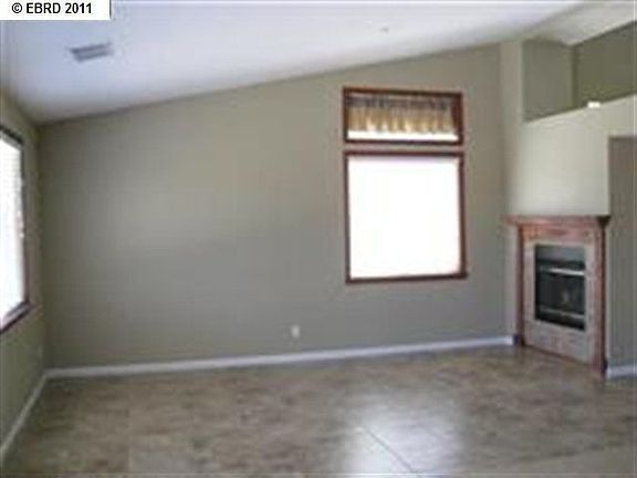 3rd image of 3789 Pintail Dr