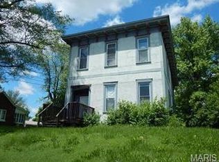 920 College Ave, Alton, IL 62002