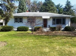 1838 Jackson St N, Maplewood, MN 55117