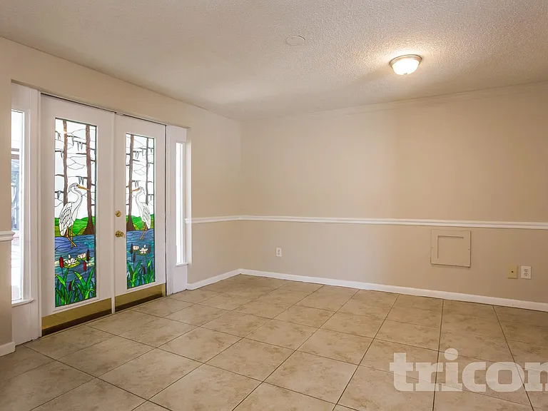 2308 Selkirk St — Photo 5