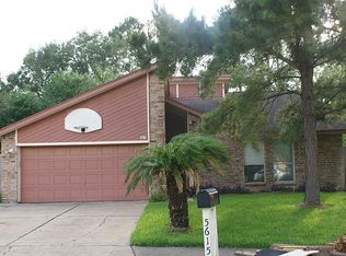 5615 Lone Star Ct, League City, TX 77573