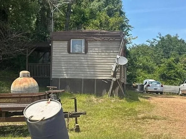 97 Snyder Rd, Fayette, MS 39069