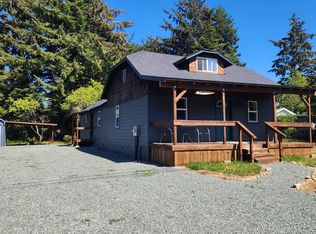 358 Lexington Ave NE, Bandon, OR 97411