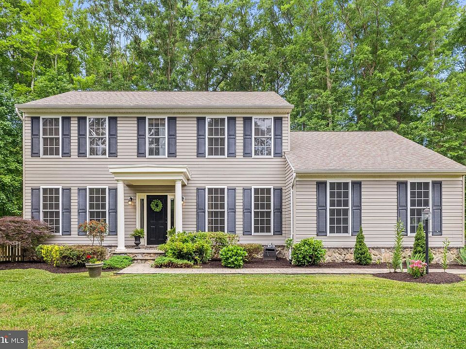 1st image of 4247 Ringwood Rd