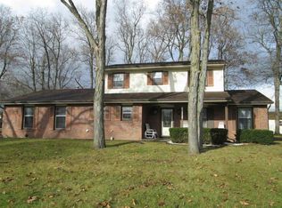 112 W Hickory Grove Rd, Hartford City, IN 47348