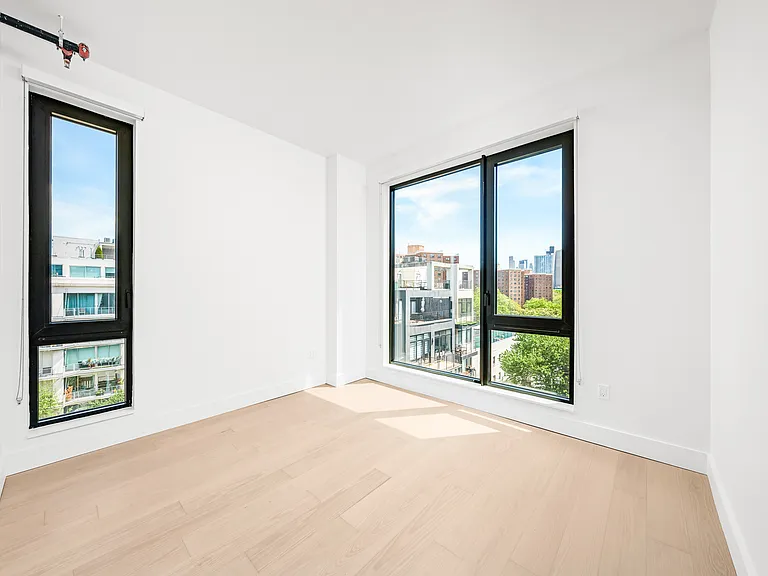 218 Front St #1609 — Photo 4
