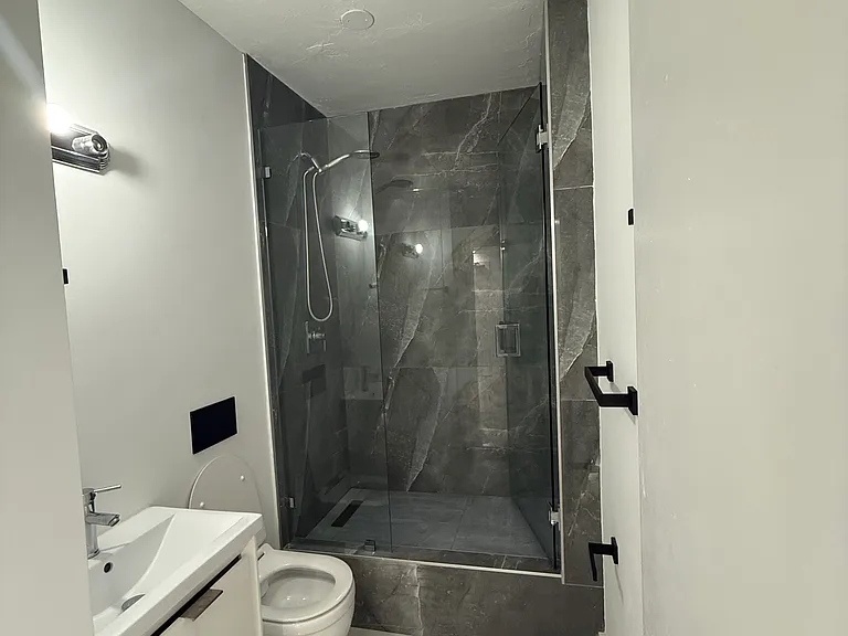 10185 Collins Ave #1022 — Photo 8