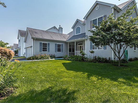 2nd image of 3 Auden Ave #3