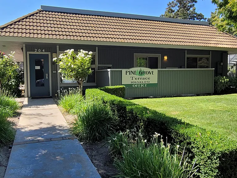 LEASE OFFICE (ONSITE MANAGMENT)