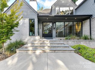 1840 Sharon Ln, Charlotte, NC 28211