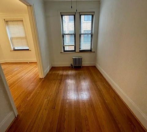 4th image of 4514 N Paulina St APT 1E