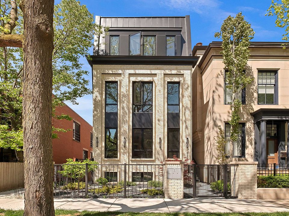1st image of 822 W Altgeld St #Penthouse
