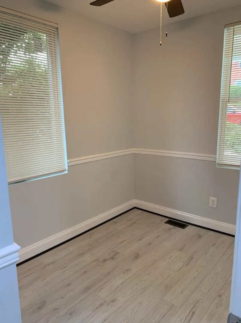 4115 Fairhaven Avenue $550 Available Room (Shared Bath) — Photo 3