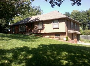 824 W Santa Fe Trl, Kansas City, MO 64145