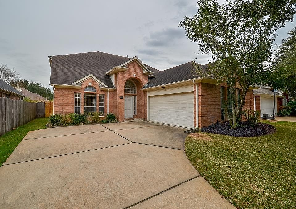 1st image of 139 Skycrest Dr