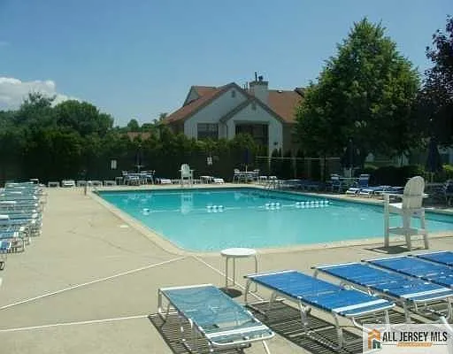 1209 Harbor Club Dr — Photo 2