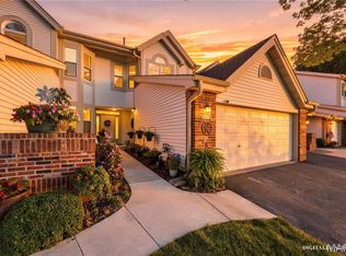 1119 Field Pointe Ln, Saint Louis, MO 63146