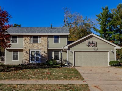 4304 74th St, Urbandale, IA, 50322